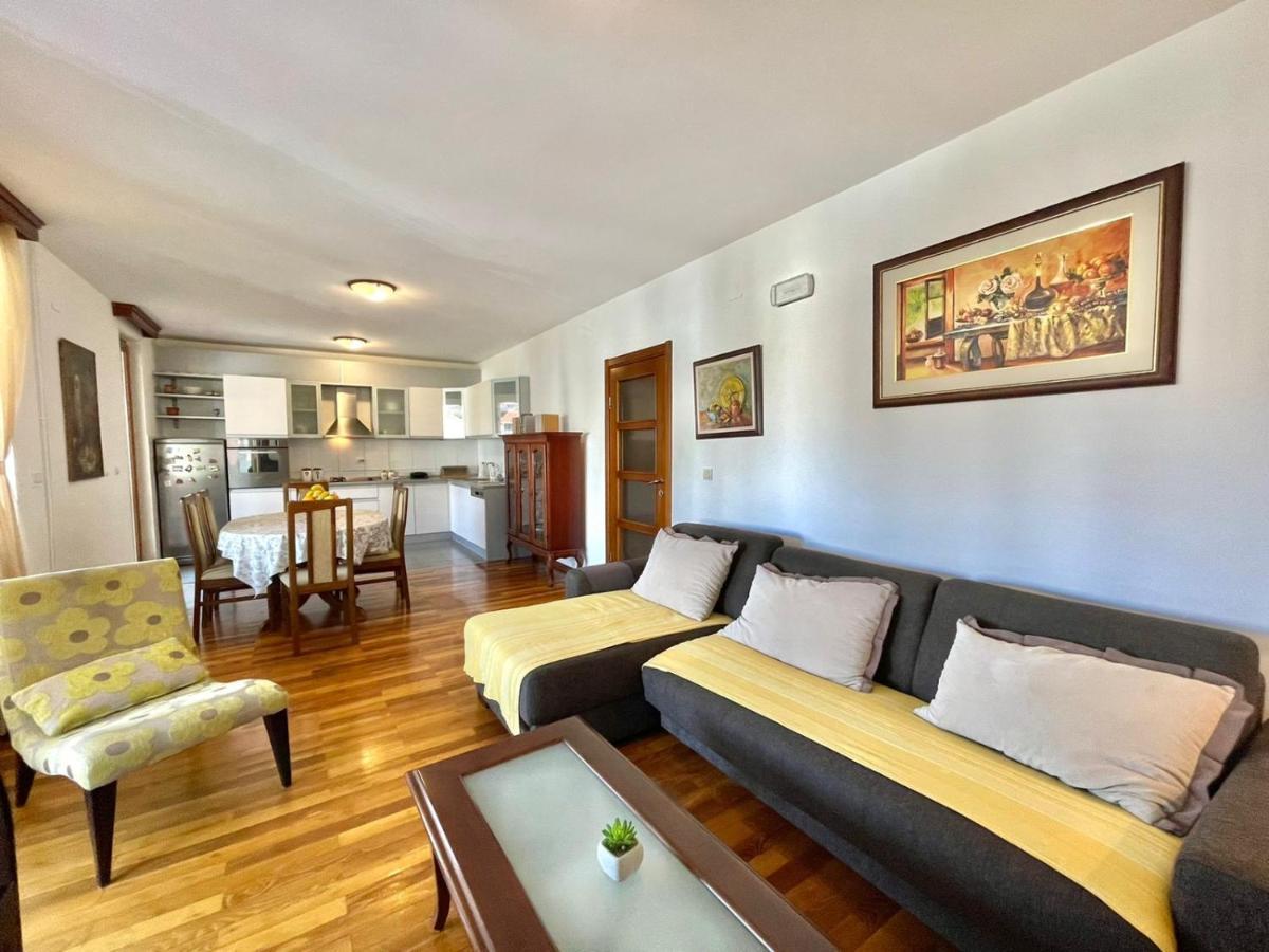 Apartment Family Three Bedroom Mimoza 2