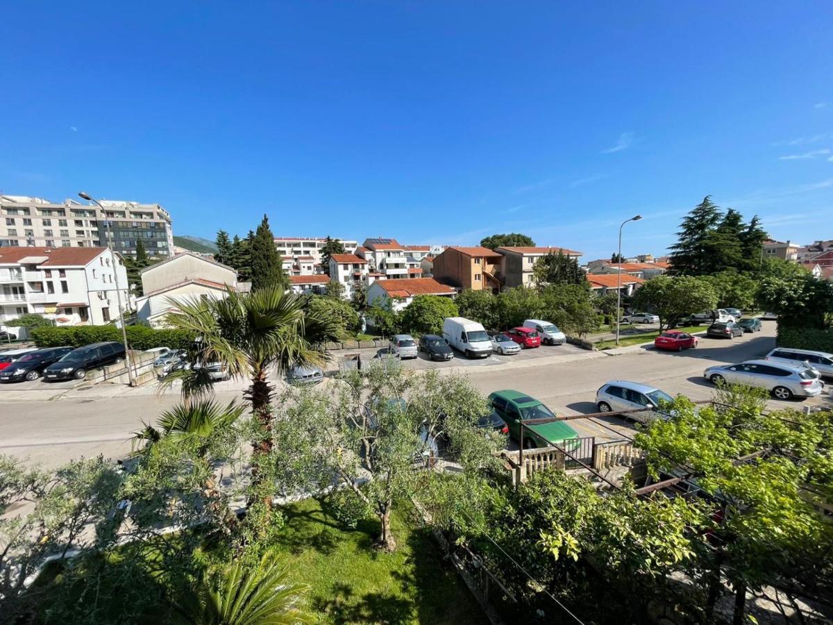 Family Three Bedroom Mimoza 2 Apartment